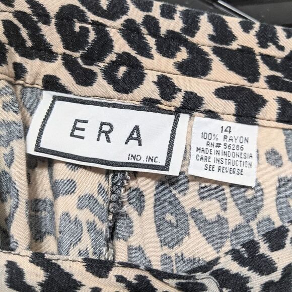 ERA Animal Leopard Button Front Midi Skirt 14 - Picture 4 of 6